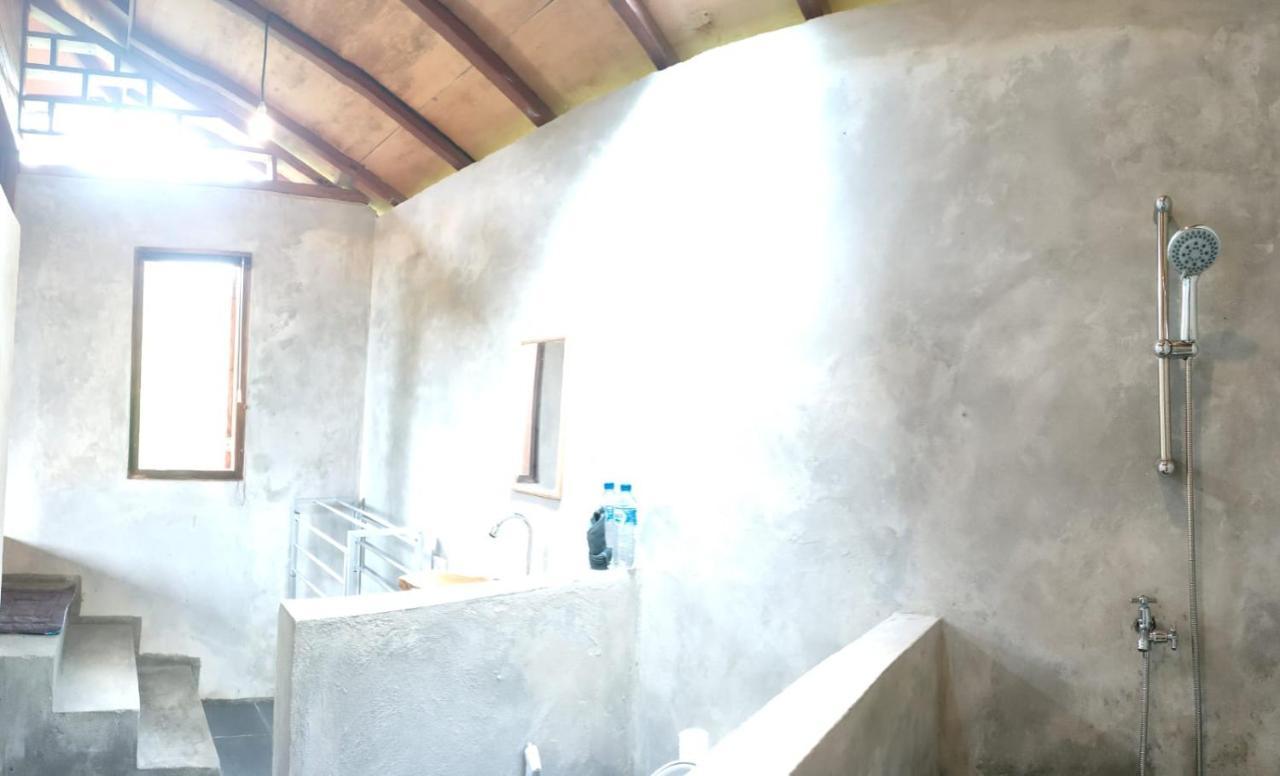 Uma D'Nyuh Homestay Singaraja Εξωτερικό φωτογραφία