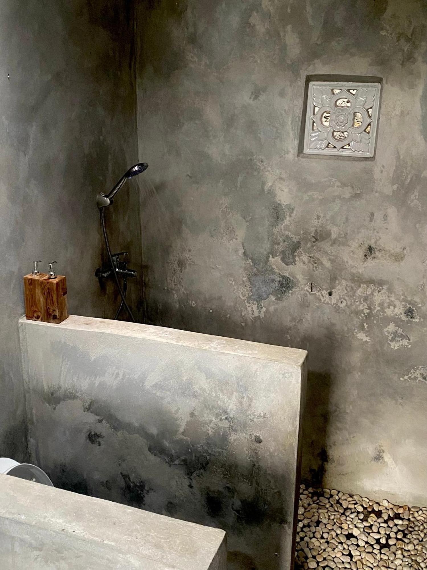 Uma D'Nyuh Homestay Singaraja Εξωτερικό φωτογραφία